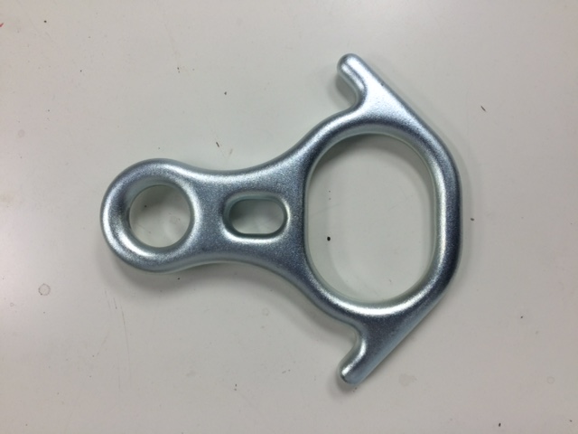 STEEL FIGURE 8 W/EARS - Click Image to Close